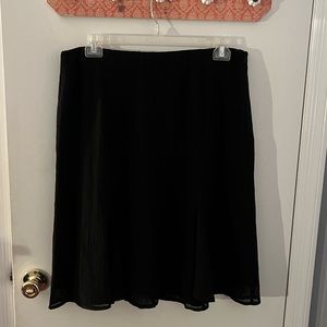 Worthington Woman Black Crinkle Skirt